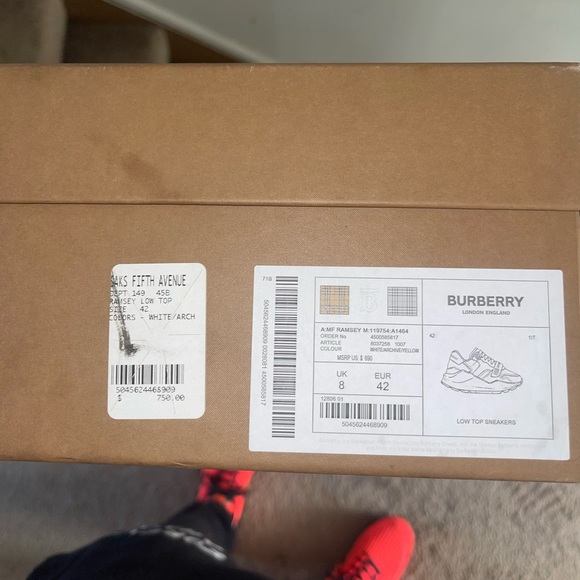 Burberry men shoes size 42 - Picture 3 of 4